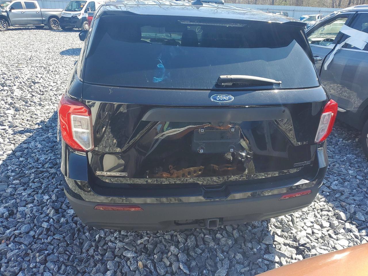 2022 Ford Explorer Police Interceptor - Image 6