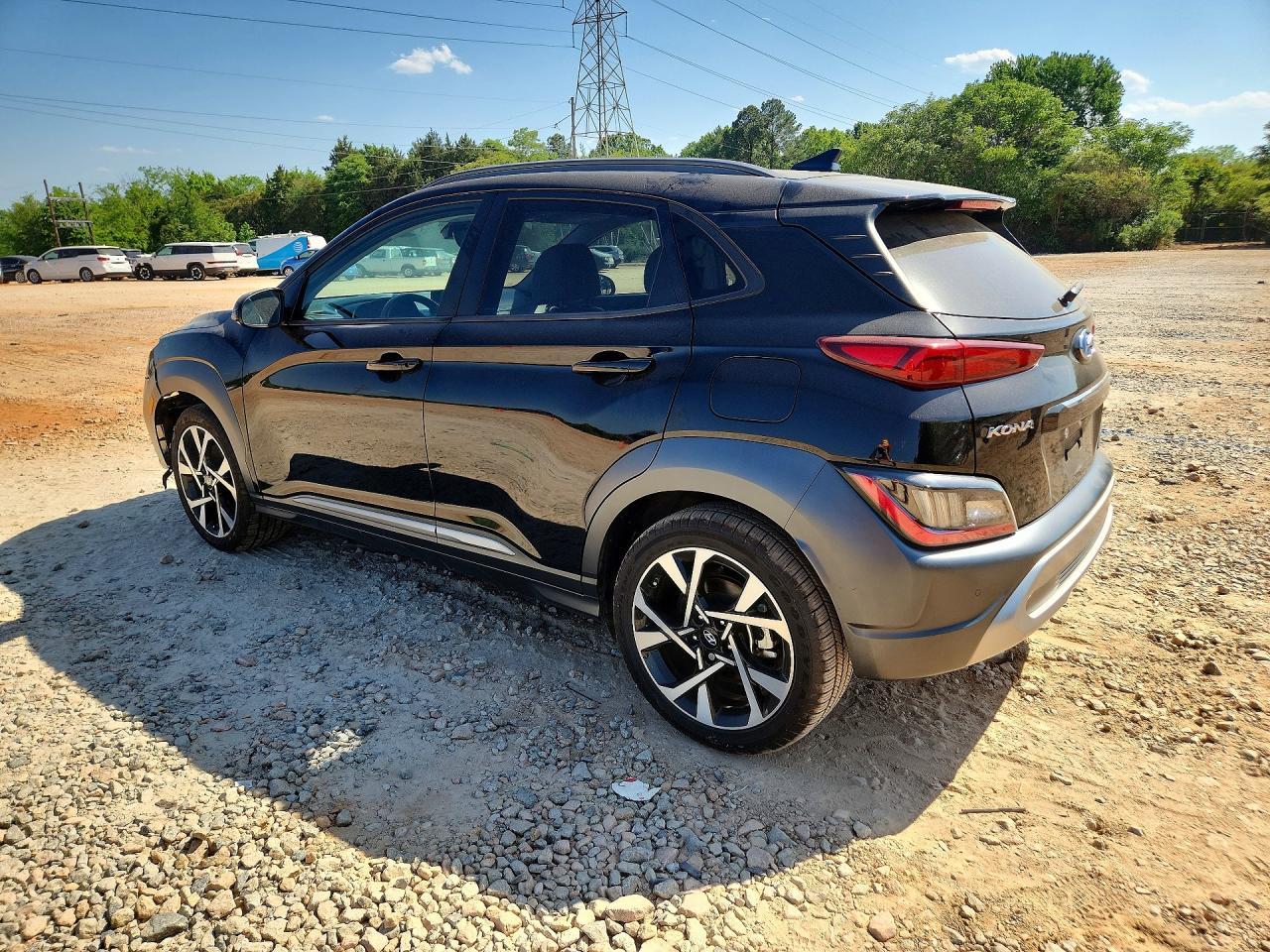 2023 Hyundai Kona Limited - Фото 2