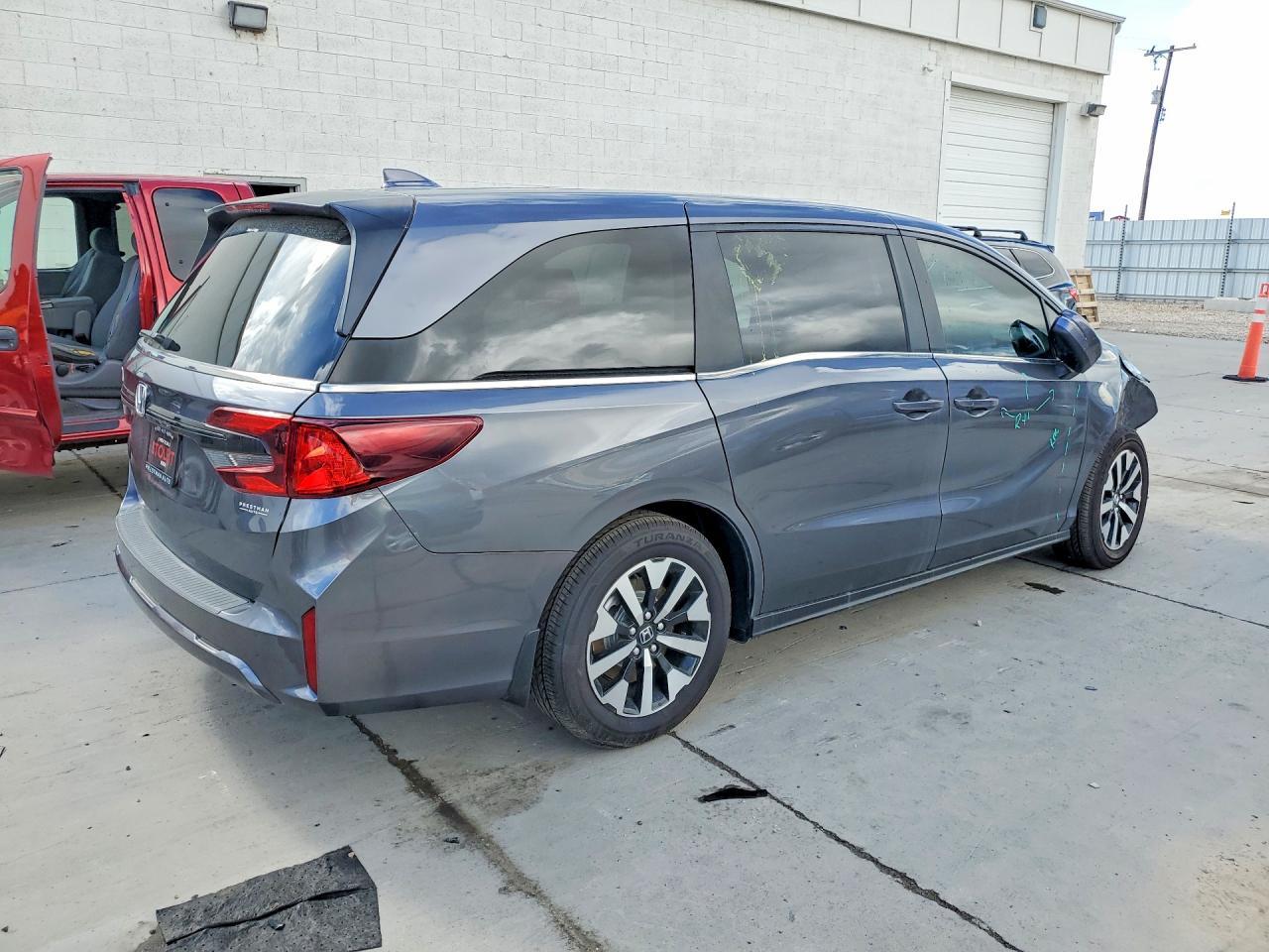 2025 Honda Odyssey Exl - Фото 3