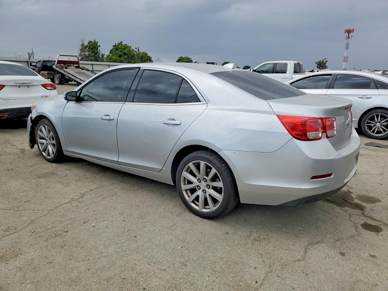 2013 Chevrolet Malibu 2Lt - Фото 2