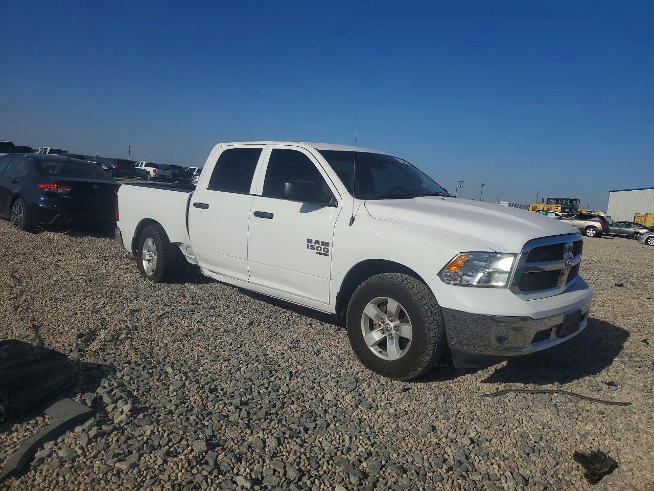 2022 Ram 1500 Classic Slt - Фото 4