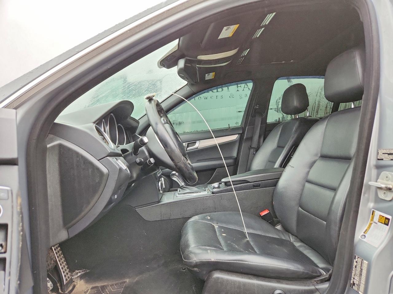 2014 Mercedes-Benz C 300 4Matic - Image 7