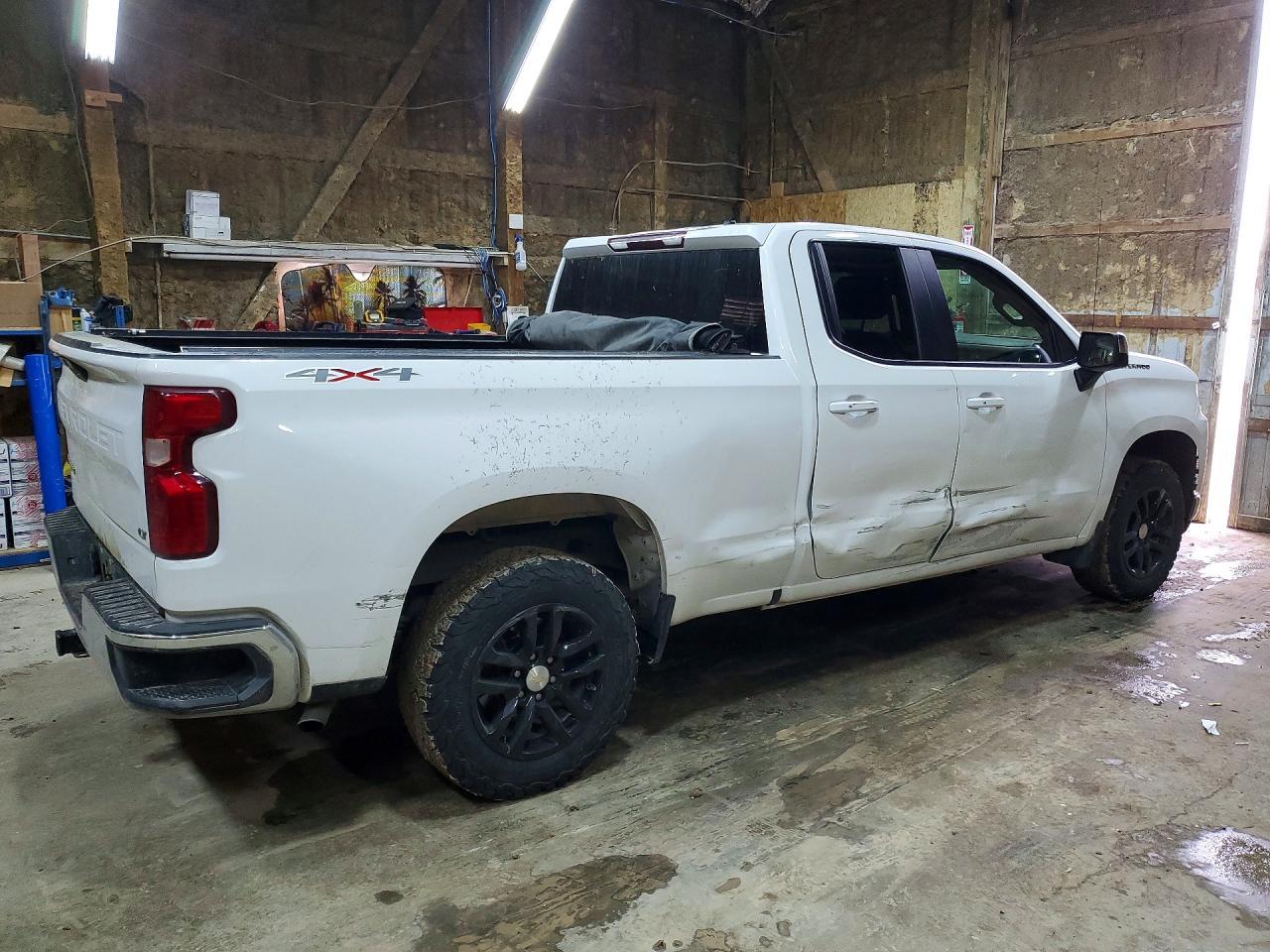 2019 Chevrolet Silverado K1500 Lt - Image 3