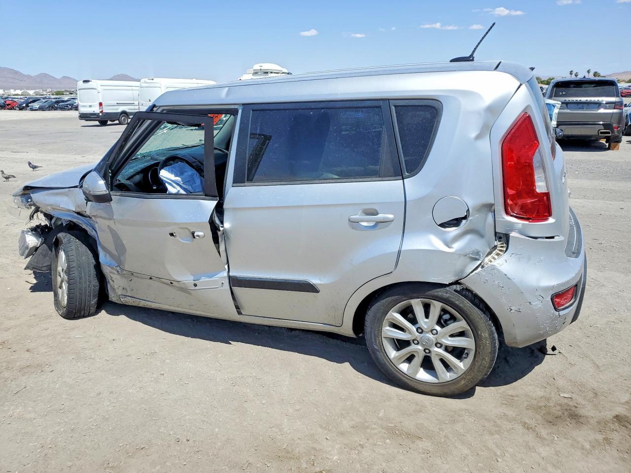 2012 Kia Soul + - Image 2