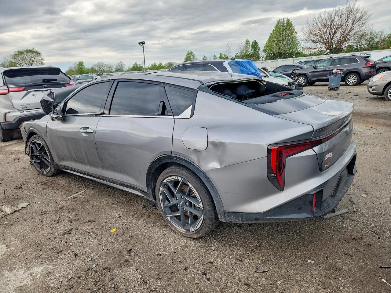 2025 Kia K4 Gt Line - Фото 2
