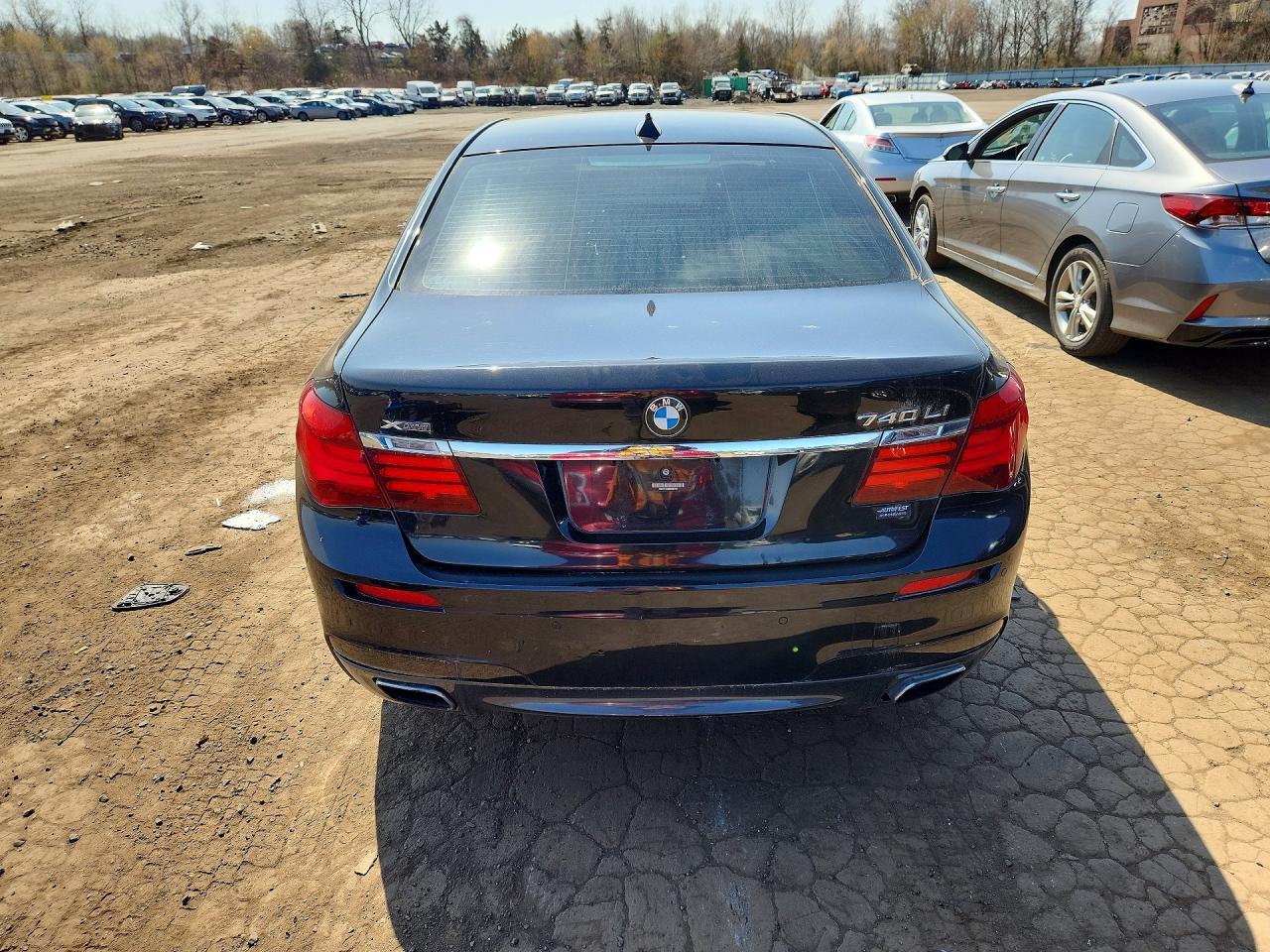 2014 BMW 740 Lxi - Фото 6