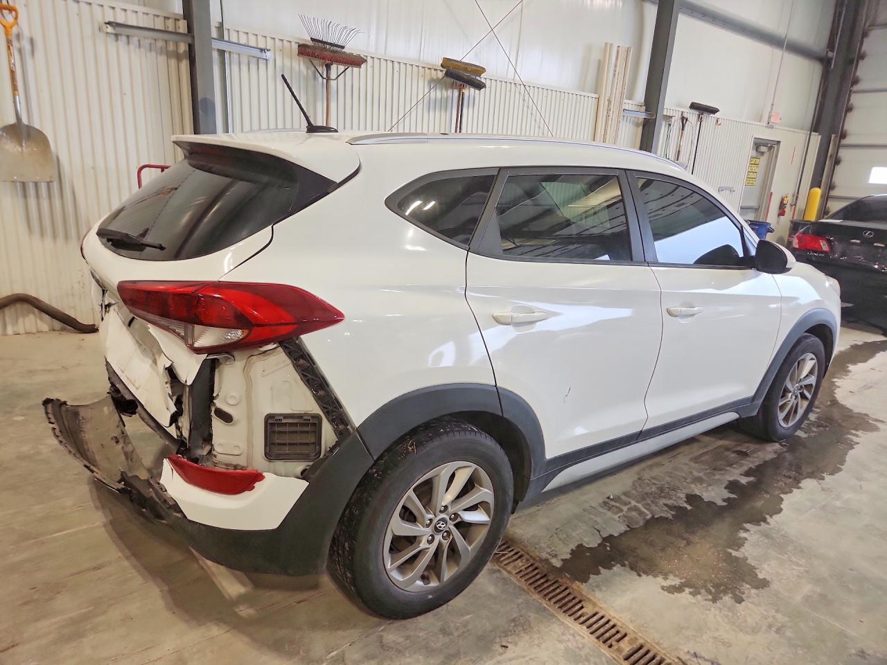 2017 Hyundai Tucson Se - Фото 3