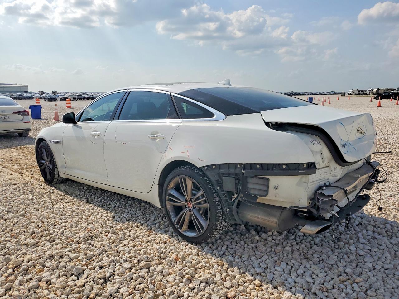 2015 Jaguar Xjl Supercharged - Фото 2