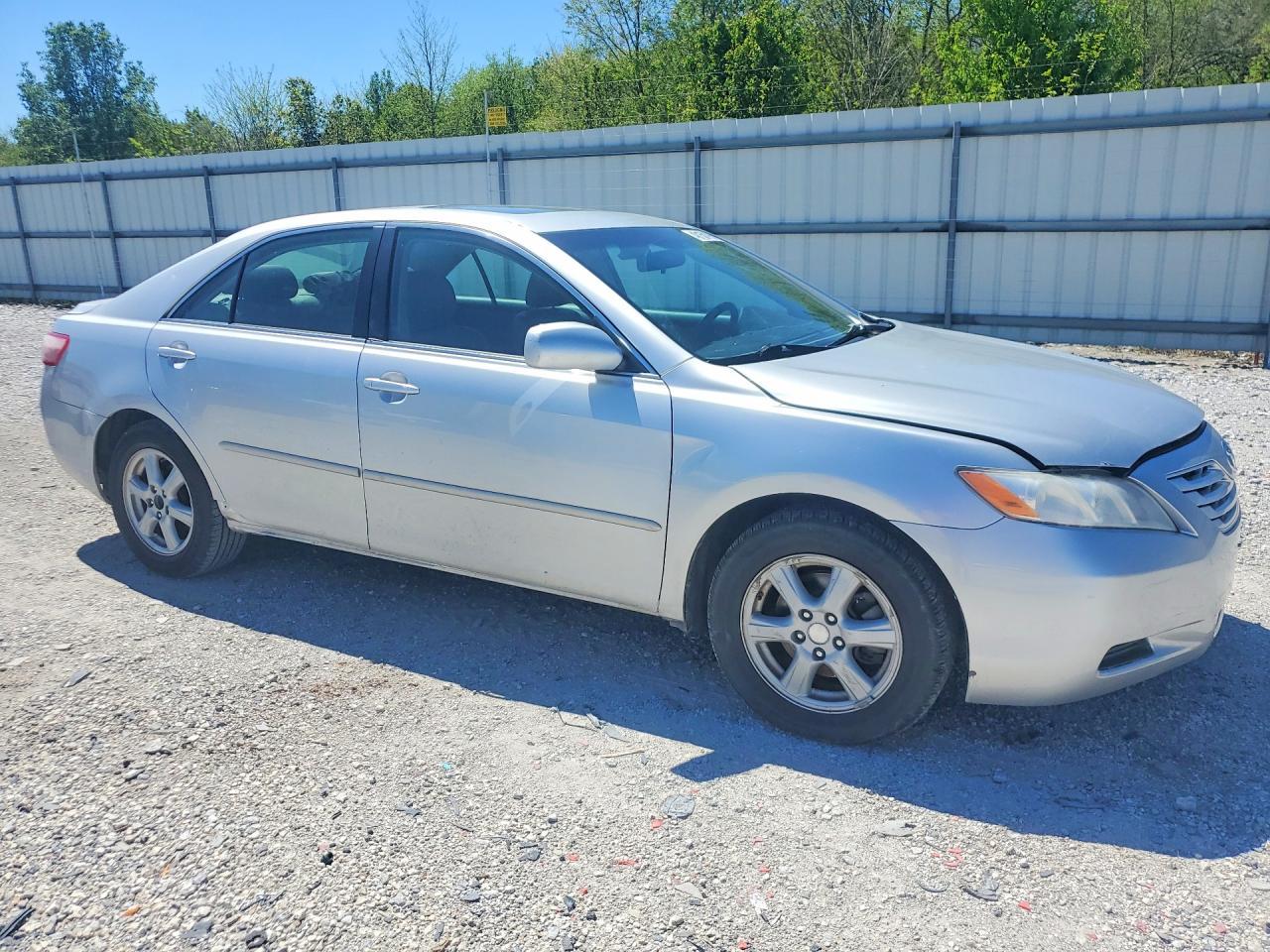 2009 Toyota Camry Le - Image 4