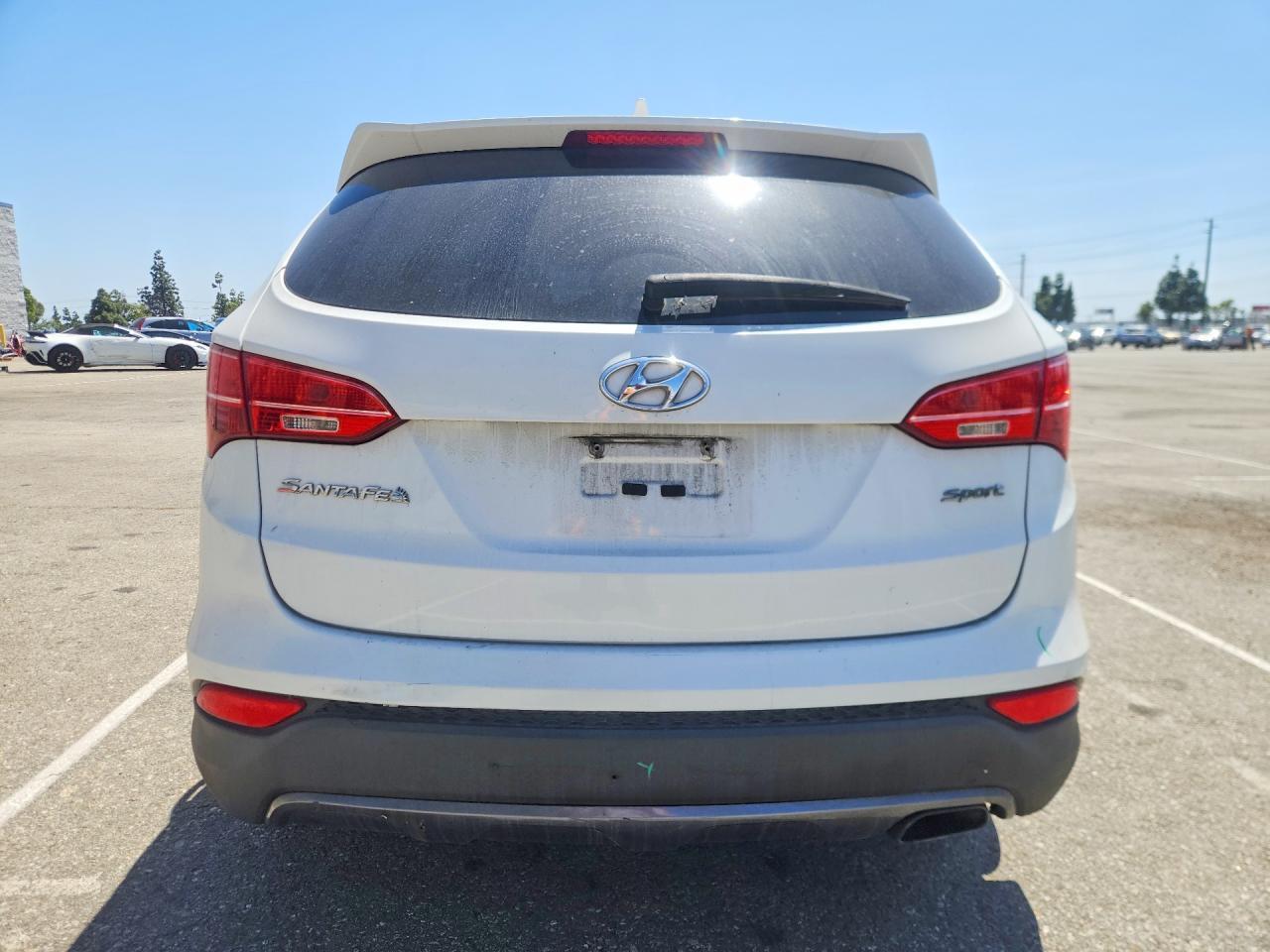 2015 Hyundai Santa Fe Sport 2.4L - Image 6
