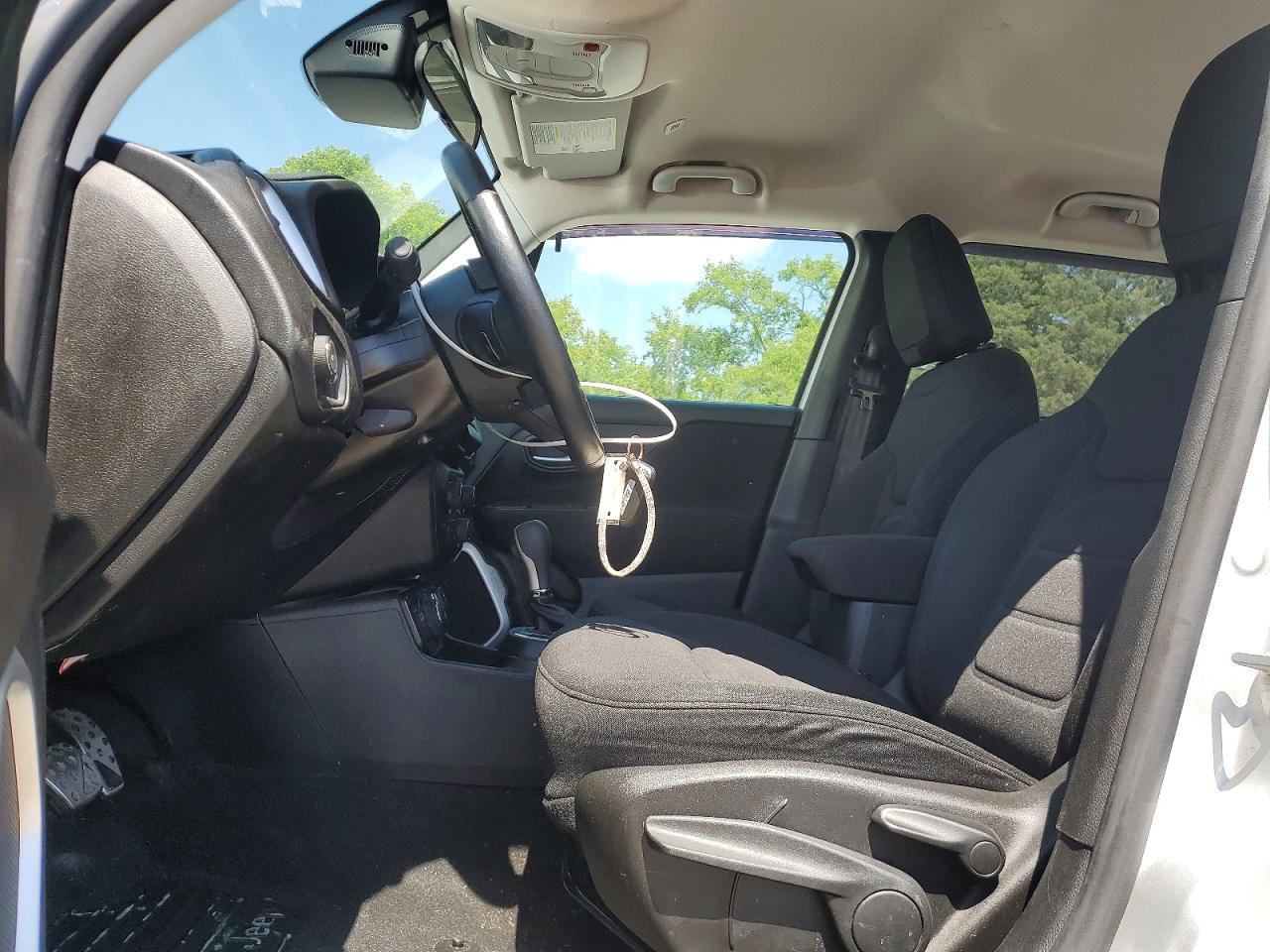 2020 Jeep Renegade Latitude - Фото 7