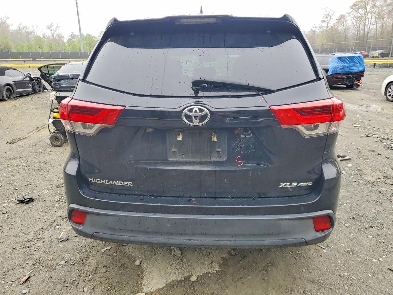 2017 Toyota Highlander Xle - Фото 6