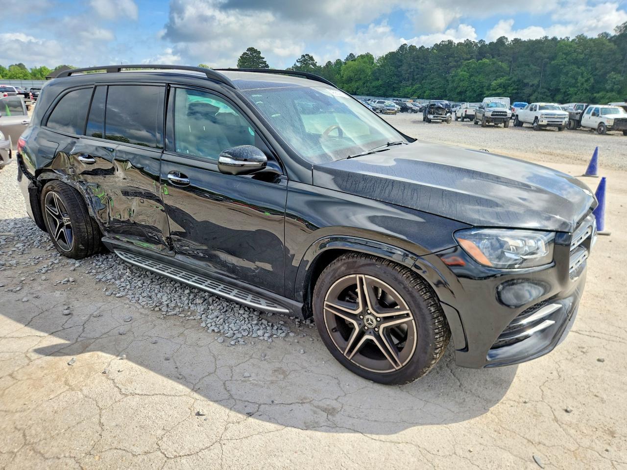 2023 Mercedes-Benz Gls 450 4Matic - Image 4