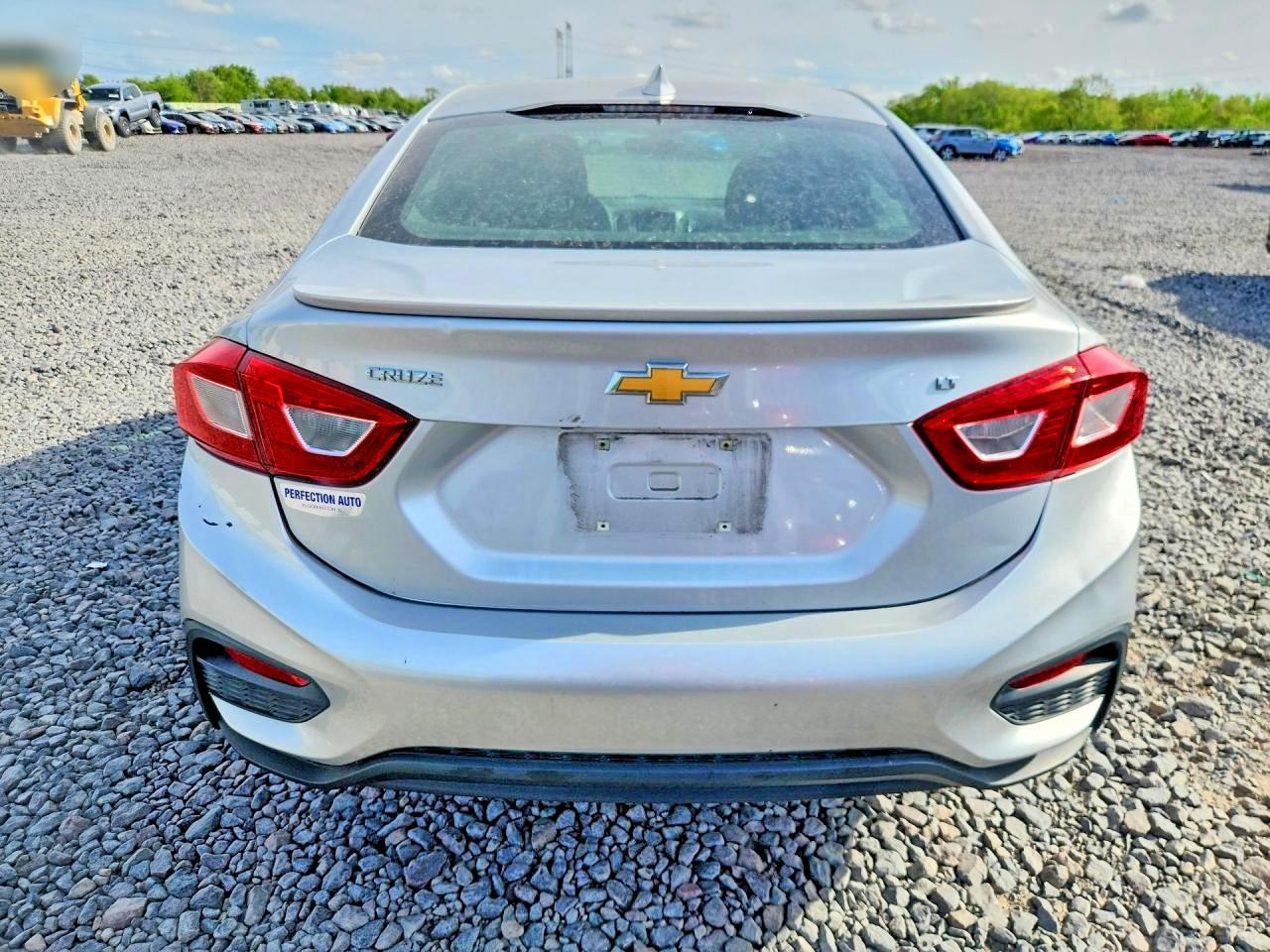 2018 Chevrolet Cruze Lt - Фото 6