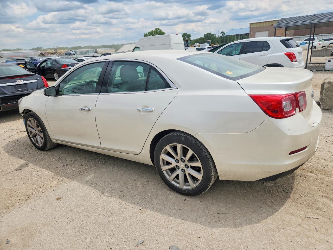 2013 Chevrolet Malibu Ltz - Image 3