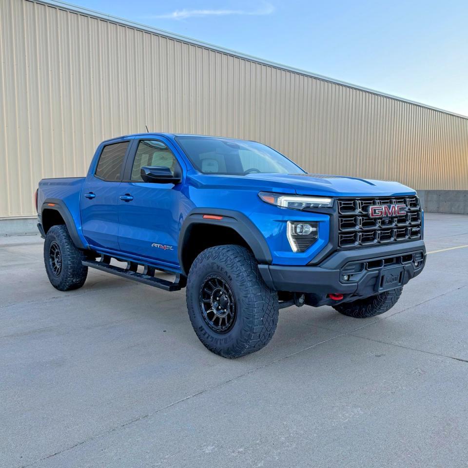 2024 GMC Canyon At4X