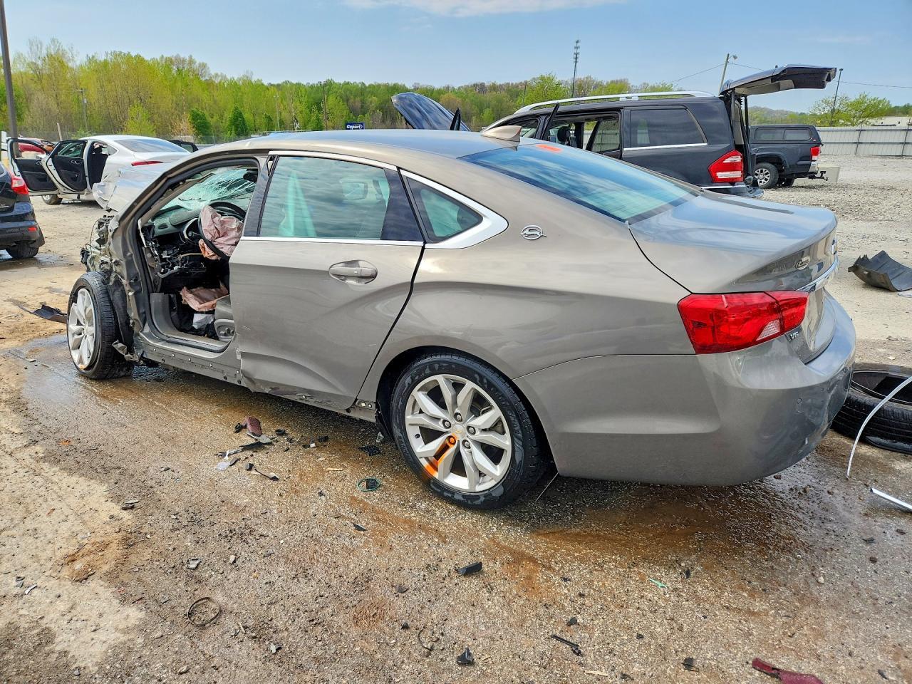 2018 Chevrolet Impala Lt - Фото 2