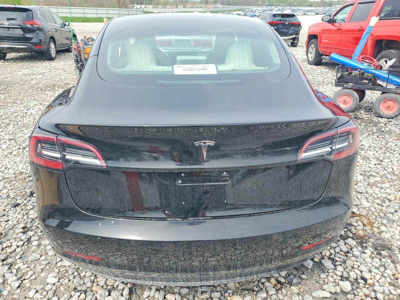 2019 Tesla Model 3 - Фото 6