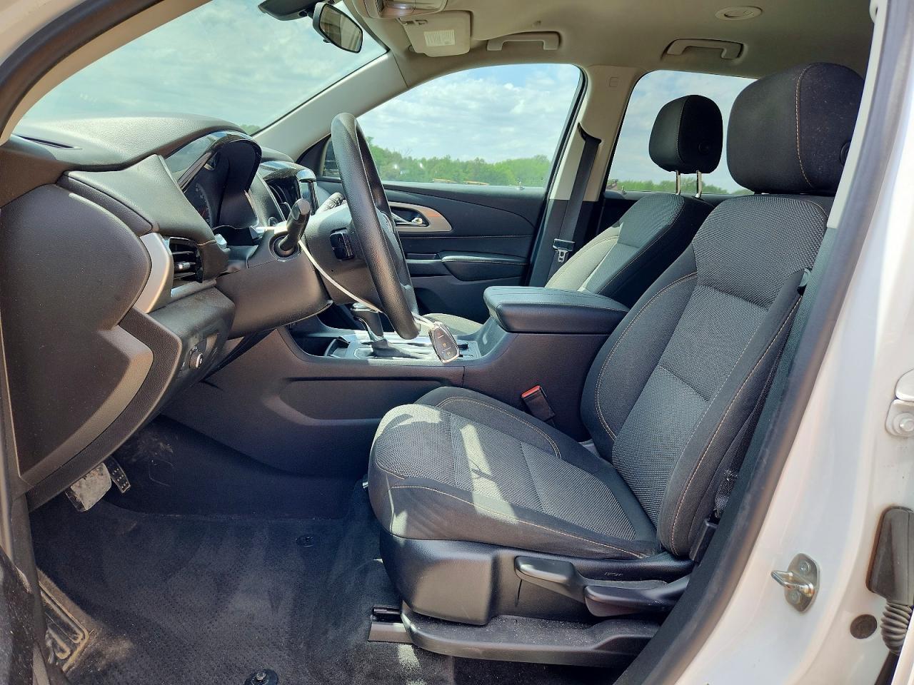 2020 Chevrolet Traverse Ls - Фото 7