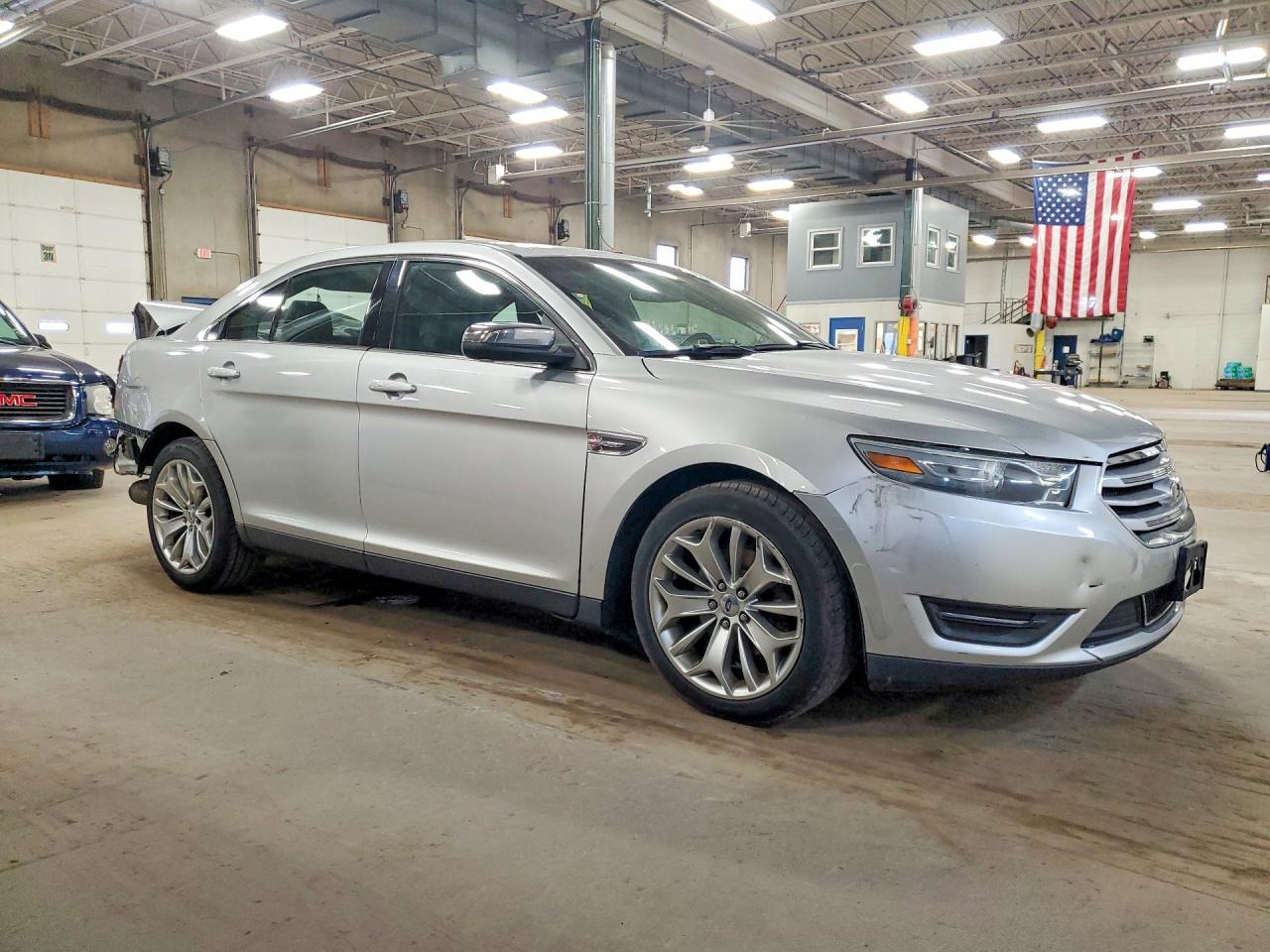2013 Ford Taurus Limited - Фото 4