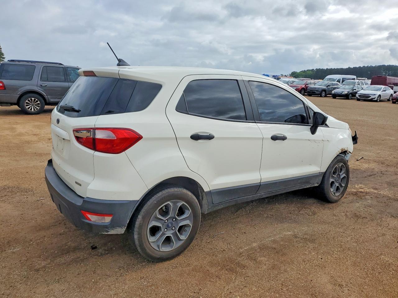 2020 Ford Ecosport S - Image 3