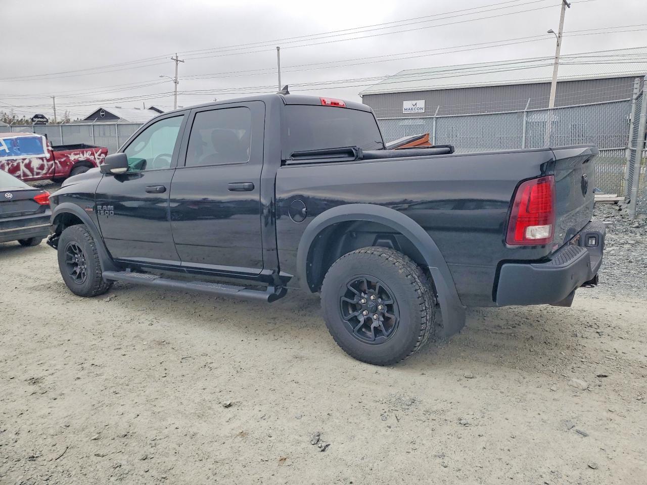 2023 Ram 1500 Classic Slt - Фото 2