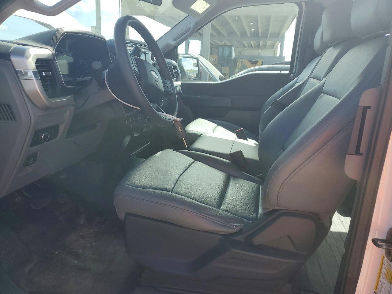 2023 Ford F150 Super Cab - Фото 7