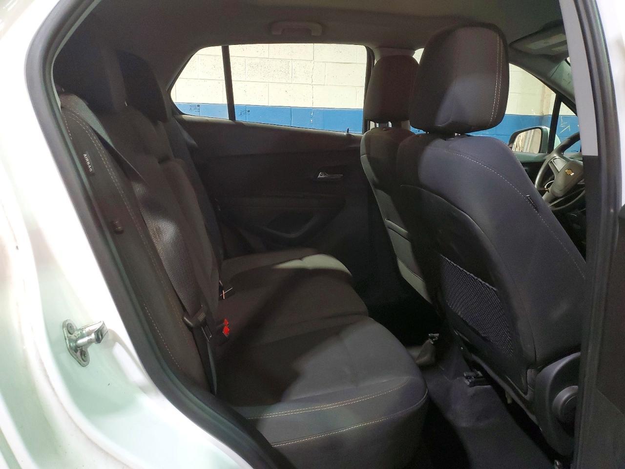2018 Chevrolet Trax Ls - Image 6