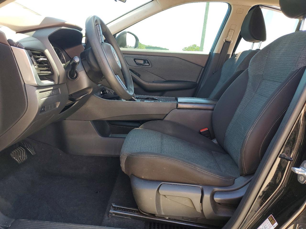 2022 Nissan Rogue S - Image 7