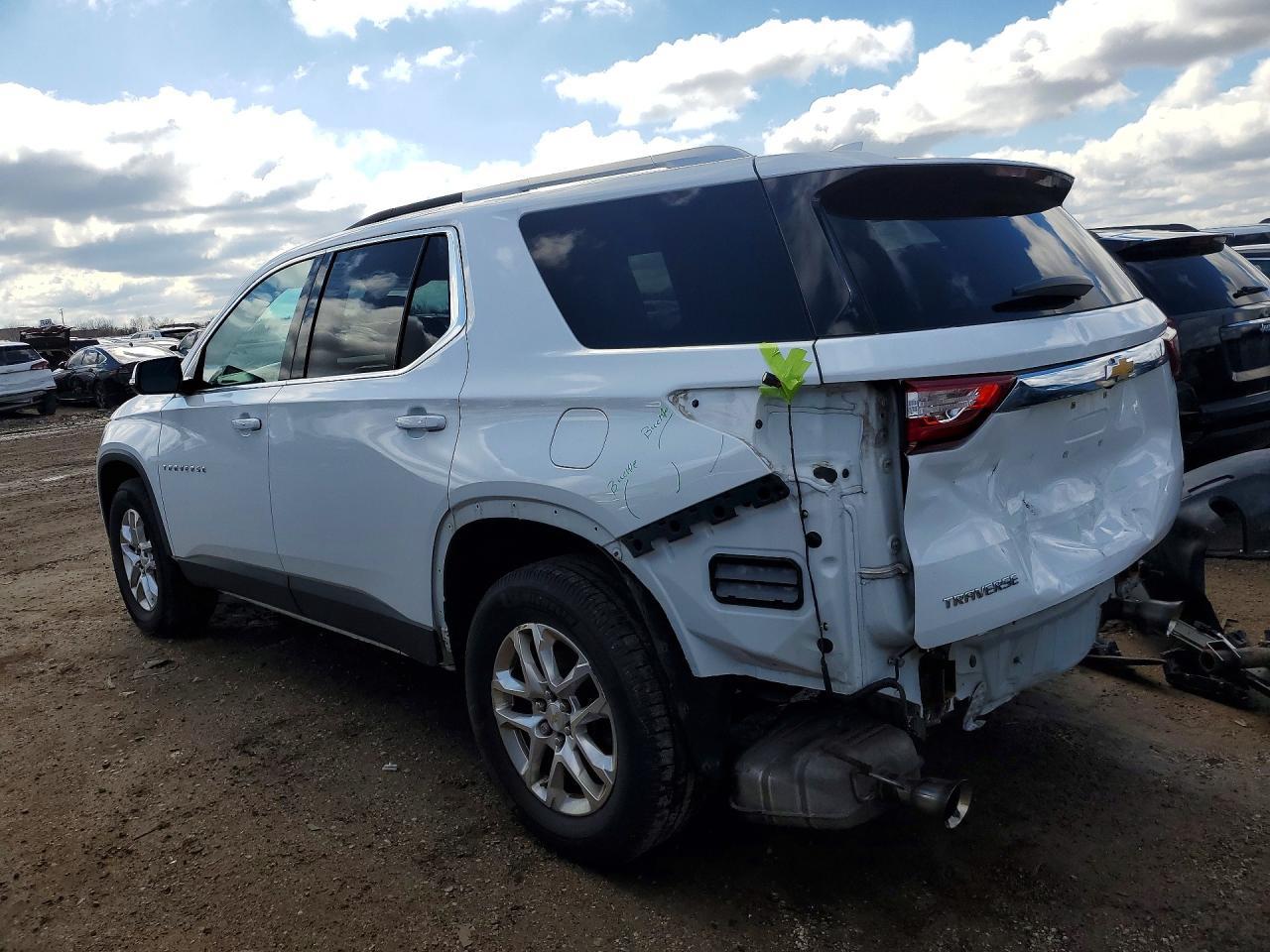 2018 Chevrolet Traverse - Фото 2