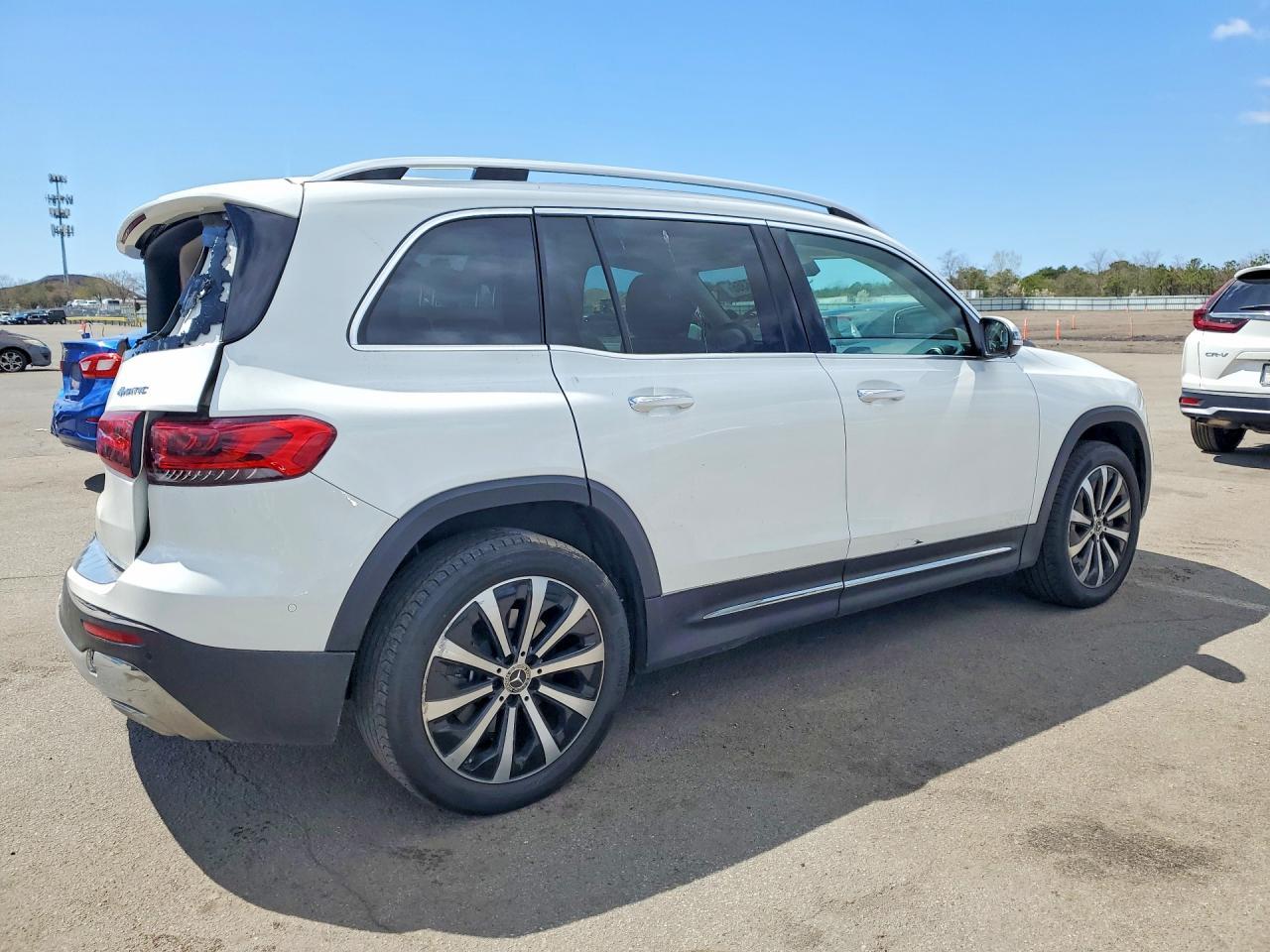 2023 Mercedes-Benz Glb 250 4Matic - Фото 3