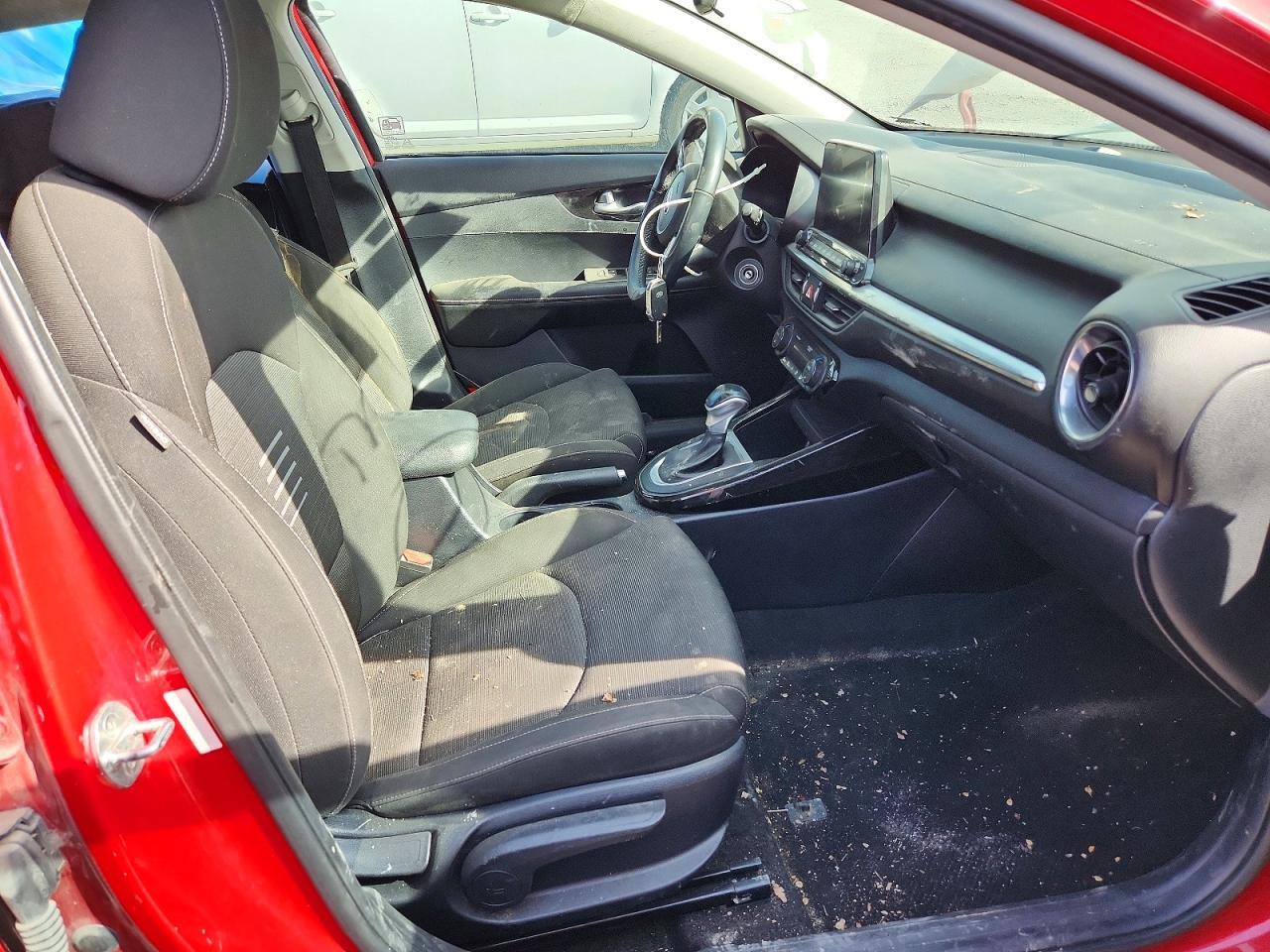 2019 Kia Forte S - Фото 7