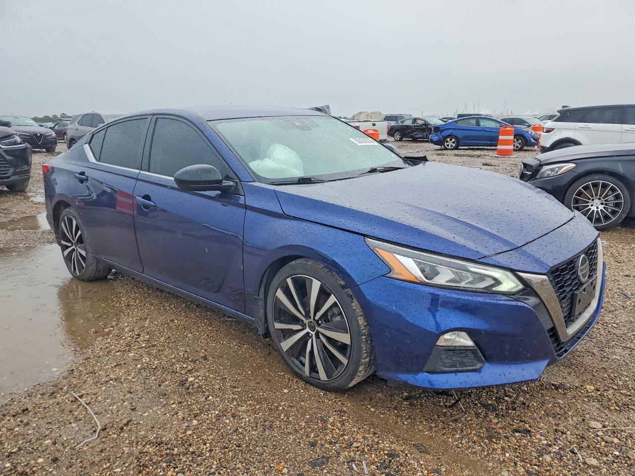 2022 Nissan Altima Sr - Image 4