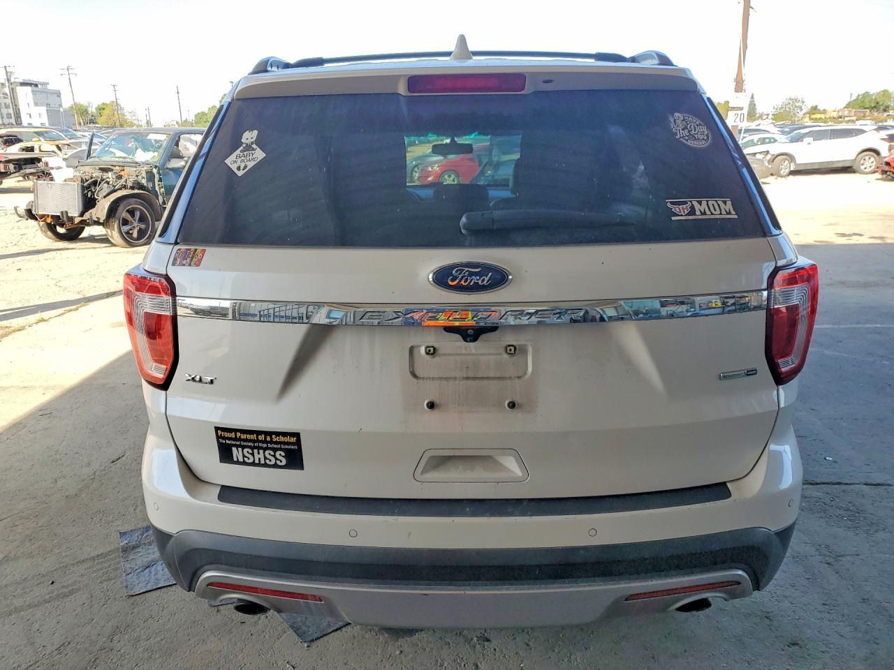 2016 Ford Explorer Xlt - Фото 6