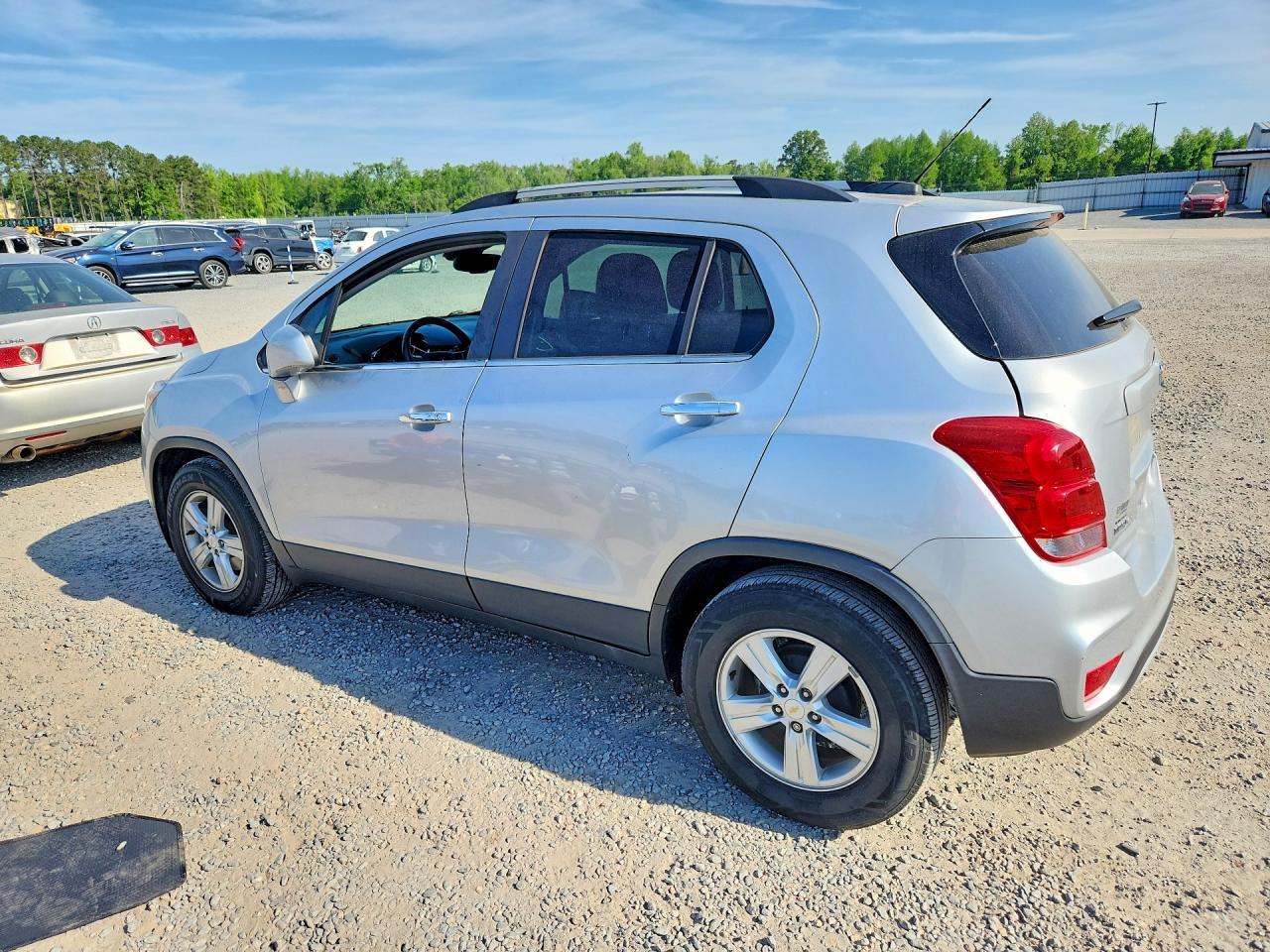2020 Chevrolet Trax 1Lt - Фото 2