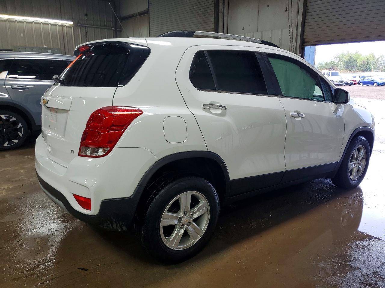 2019 Chevrolet Trax 1Lt - Image 3