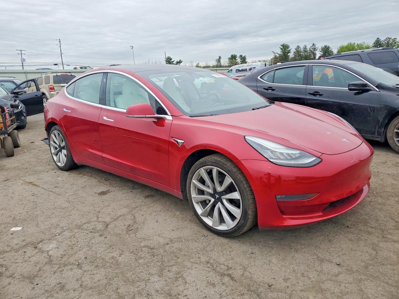 2018 Tesla Model 3 - Image 4