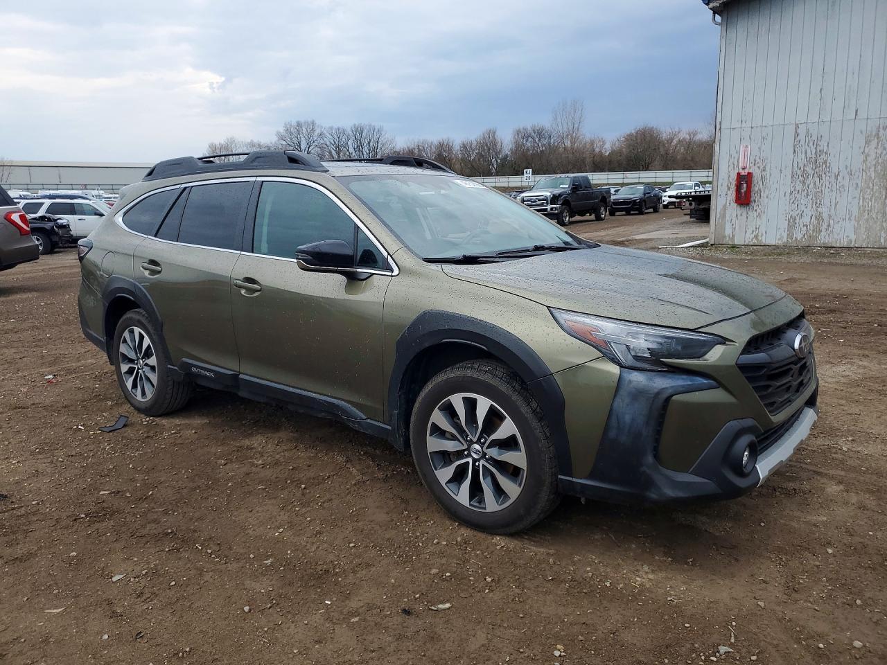 2023 Subaru Outback Limited - Image 4