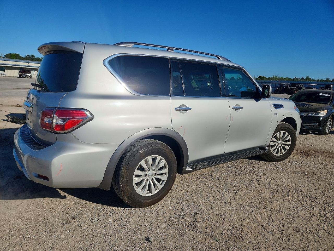 2018 Nissan Armada Sv - Фото 3