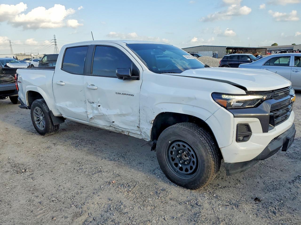 2024 Chevrolet Colorado Lt - Image 4