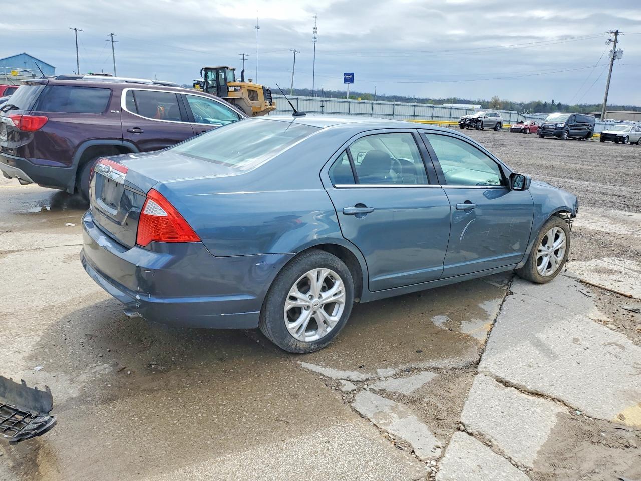 2012 Ford Fusion Se - Фото 3