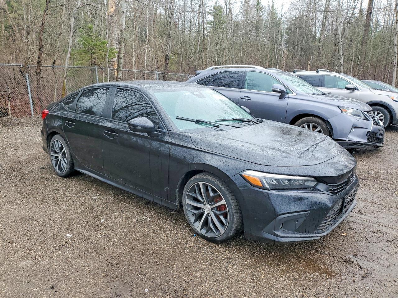 2022 Honda Civic Touring - Image 4