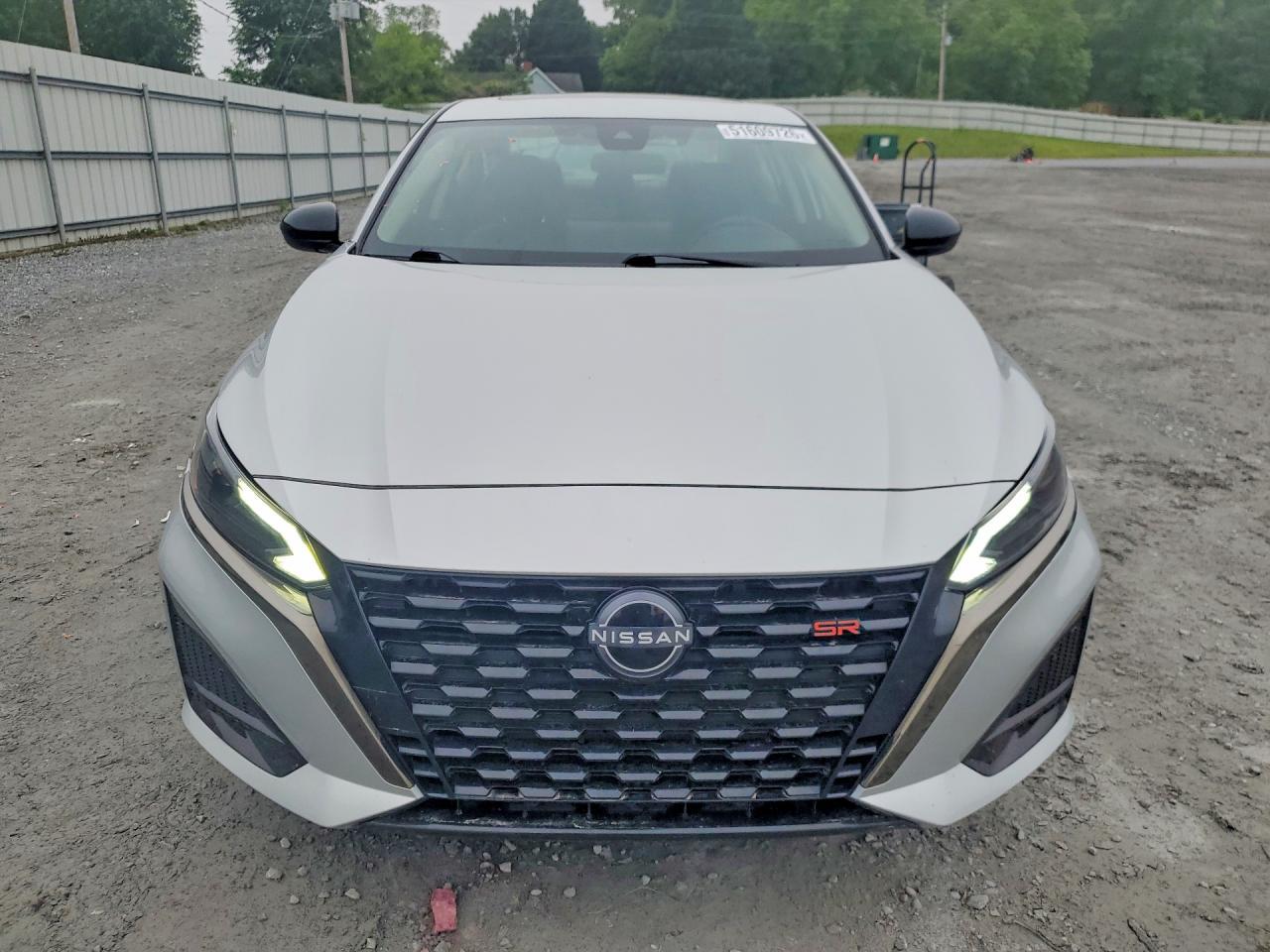 2023 Nissan Altima Sr - Фото 5