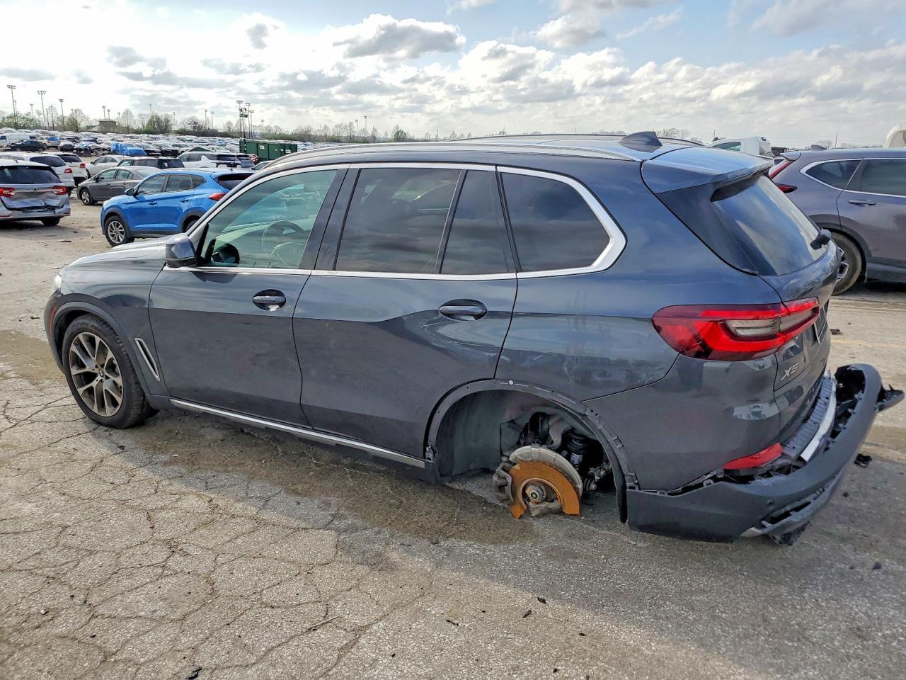2020 BMW X5 xDrive40I - Image 2