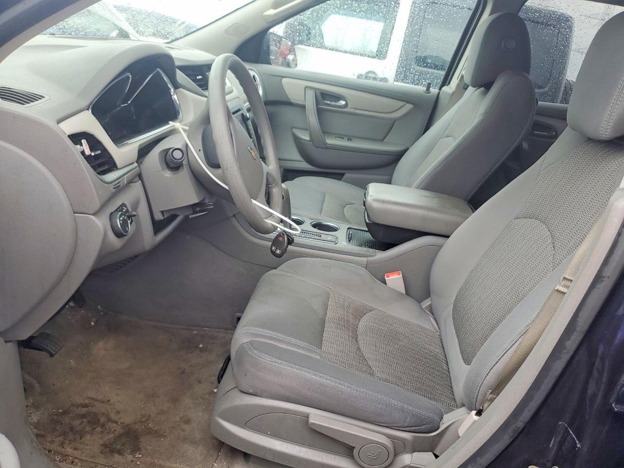 2017 Chevrolet Traverse Ls - Image 7