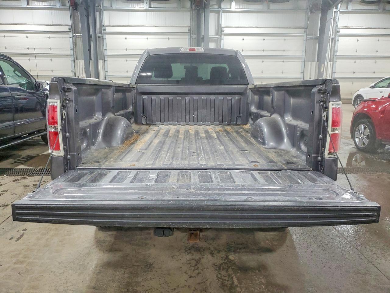 2011 Ford F150 - Image 6