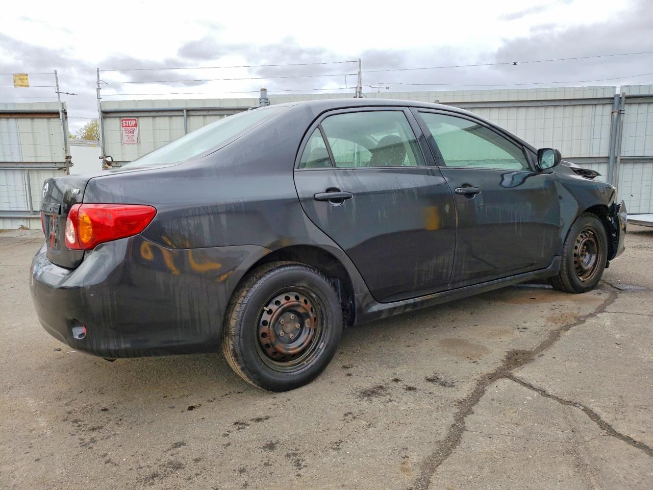 2009 Toyota Corolla Le - Фото 3