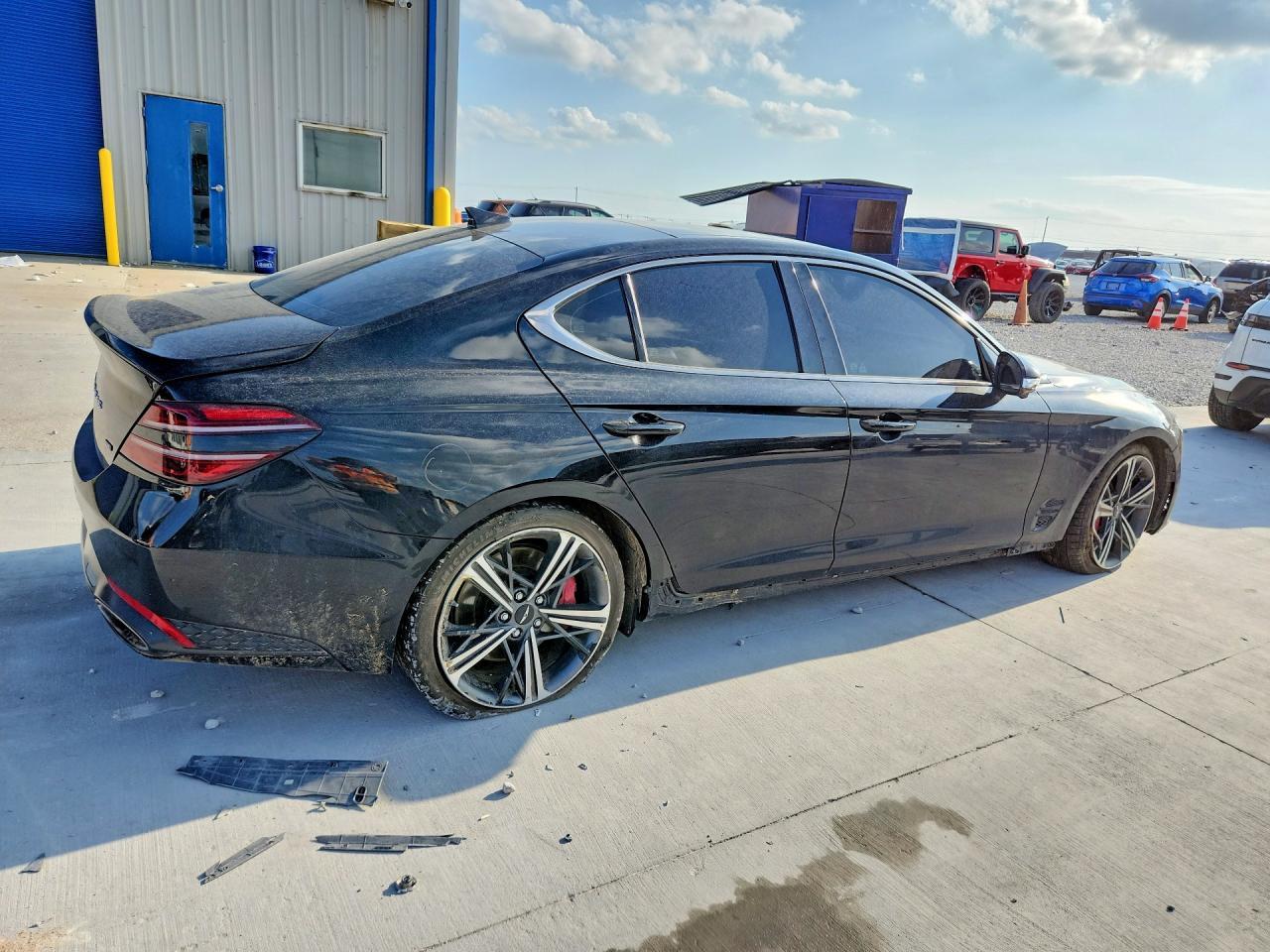 2024 Genesis G70 3.3T Sport Advanced - Фото 3