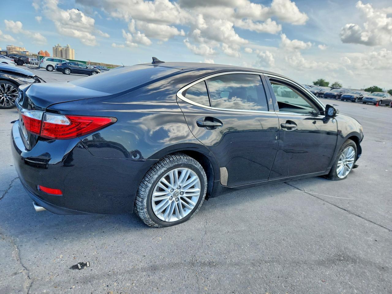 2013 Lexus Es 350 - Фото 3