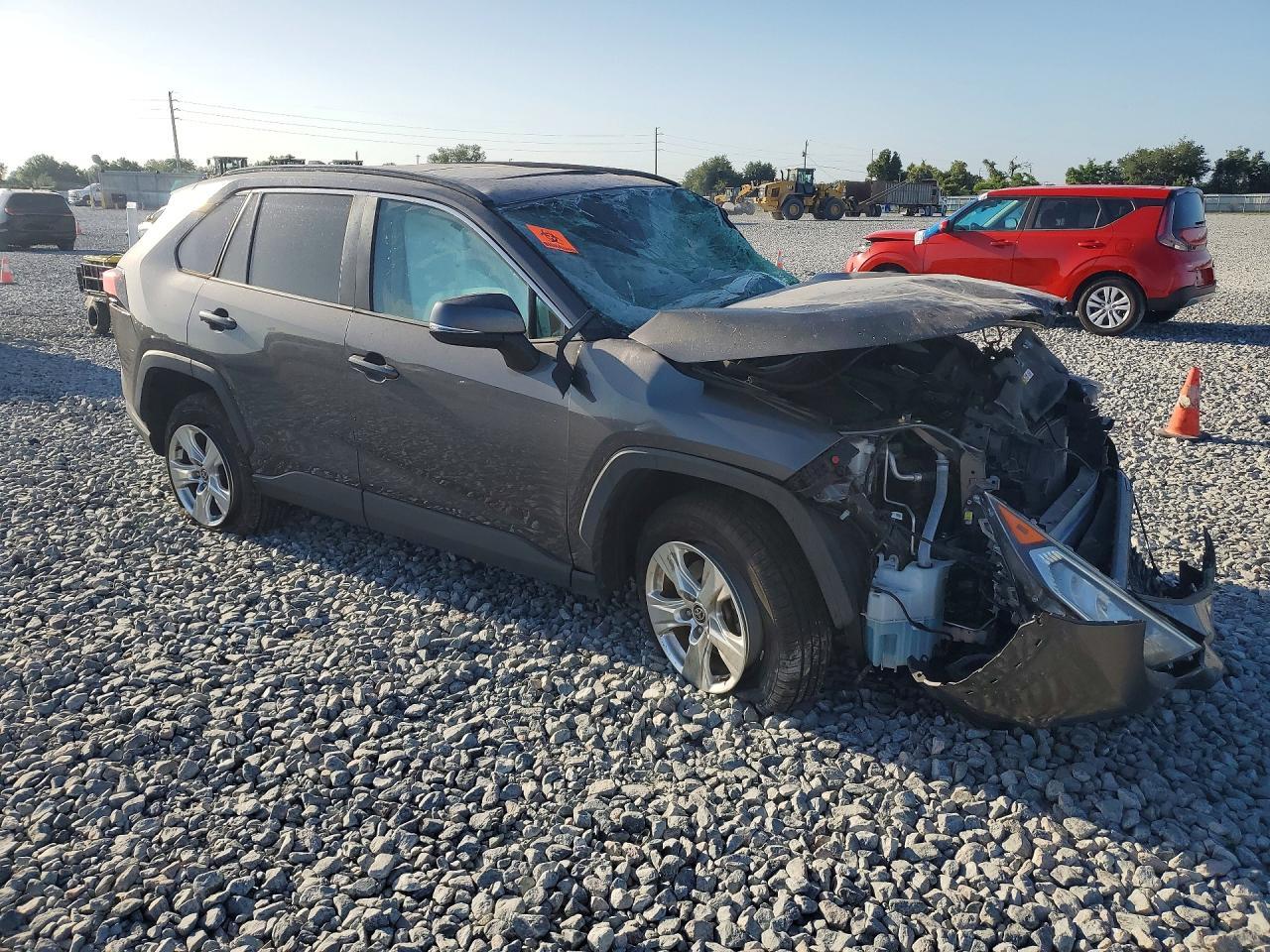 2021 Toyota Rav4 Xle - Фото 4